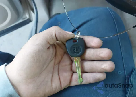 2008 Chevrolet Tahoe Ltz z USA, uszkodzony, nr VIN 1GNFK13098R188280